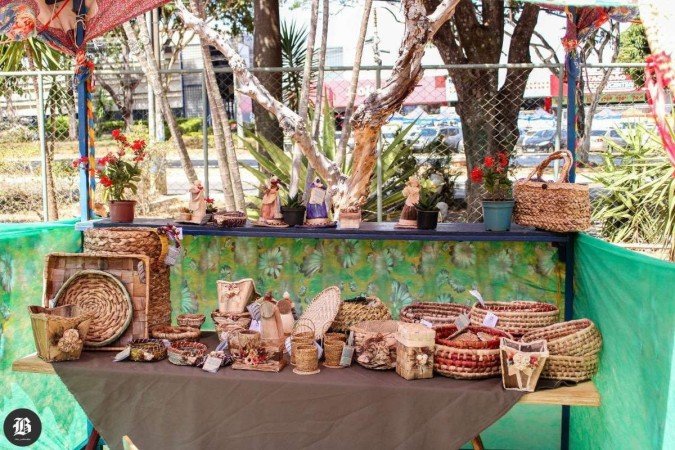 Evento, que começa nesta sexta-feira (3/5), promoverá venda de produção artesanal local - (crédito: Reprodução: Pareia Comunicação e Cultura) Evento, que começa nesta sexta-feira (3/5), promoverá venda de produção artesanal local - (crédito: Reprodução: Pareia Comunicação e Cultura)