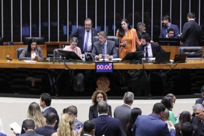 Discussão e votação de propostas. Presidente da Câmara dos Deputados, Arthur Lira. Dep. Iza Arruda (MDB - PE) -  (crédito: Bruno Spada/Câmara dos Deputados)