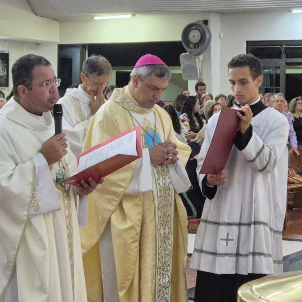 Missa na Paróquia São José Operário