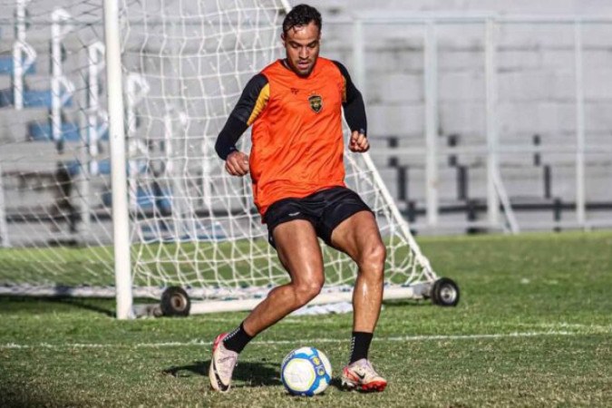 Diogo durante treino do Amazonas -  (crédito: Foto: João Normando/Amazonas FC)