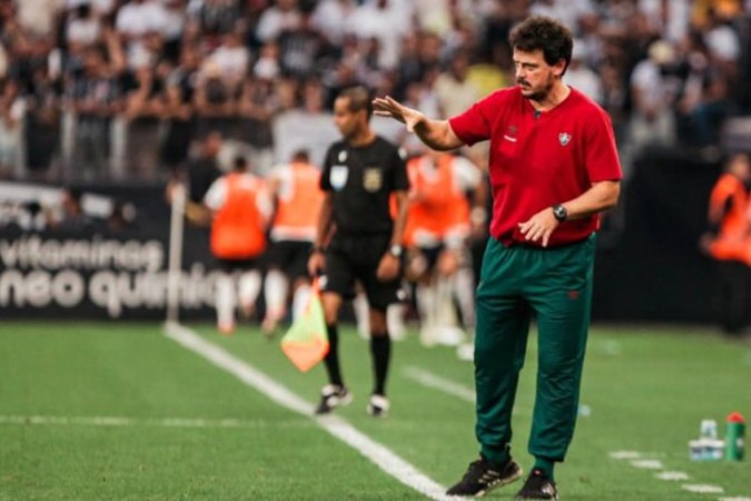 Diniz tenta fazer a engrenagem voltar a girar e o Fluminense reencontrar o bom futebol em 2024 - -  (crédito: - Foto: Lucas Merçon/Fluminense)