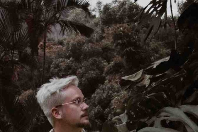 Os macacões masculinos também têm grande potencial e podem ser encontrados em vários modelos e tecidos