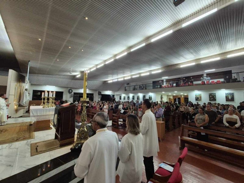 Missa na Paróquia São José Operário, na Asa Norte