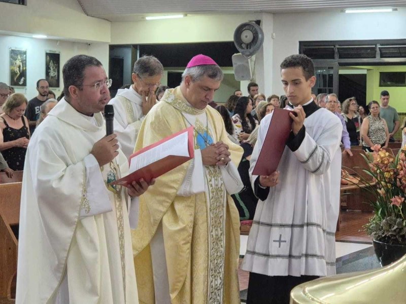 Missa na Paróquia São José Operário