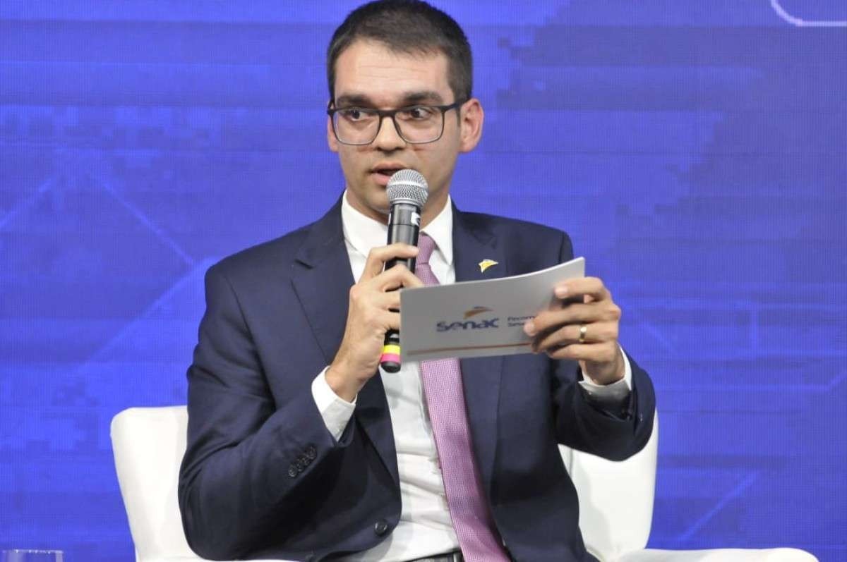 Vitor Correa, diretor do Senac-DF, comenta sobre formação voltada para as novas tecnologias em debate no Correio