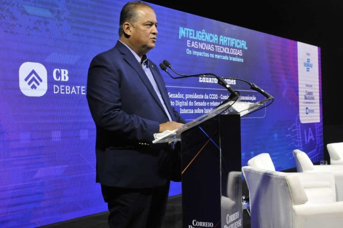 Eduardo Gomes defende investimento do governo em Inteligência Artificial