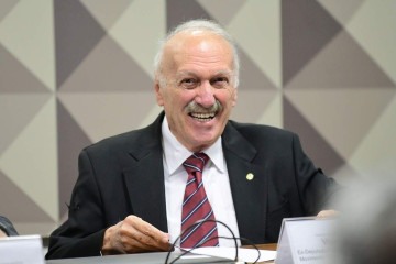 Ex-deputado Vivaldo Barbosa, do PDT, que atuou na Constituinte e que foi secretário de Justiça de Brizola, em 1983, decidiu refundar o PTB 'autêntico' -  (crédito: Pedro França/Agência Senado)
