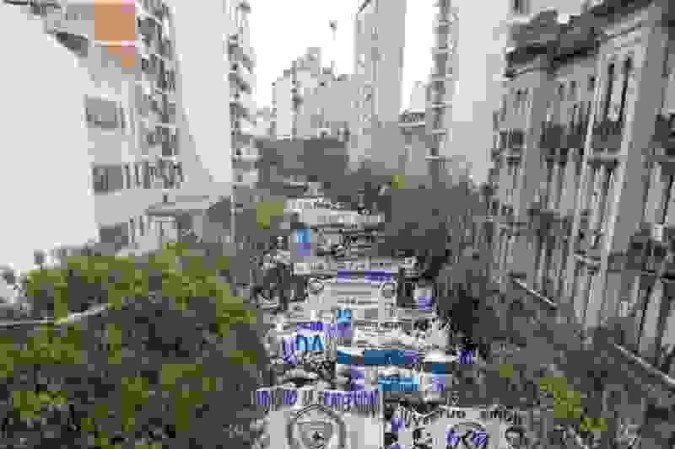  Aerial view of union organizations marching during a May Day (Labor Day) demonstration in Buenos Aires on May 1, 2024. (Photo by Luis ROBAYO / AFP)
      Caption 