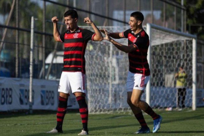 Felipe Teresa fez gol e homenageou Gabigol - (crédito: Foto: Thais Magalhães/CRF) Felipe Teresa fez gol e homenageou Gabigol - (crédito: Foto: Thais Magalhães/CRF)