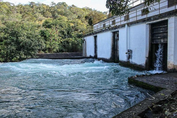  02/05/2024 Crédito: Kayo Magalhães/CB/D.A Press. Cidades. Usina Hidrelétrica do Paranoá.