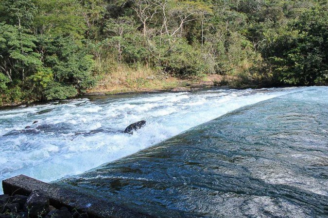  02/05/2024 Crédito: Kayo Magalhães/CB/D.A Press. Cidades. Usina Hidrelétrica do Paranoá.