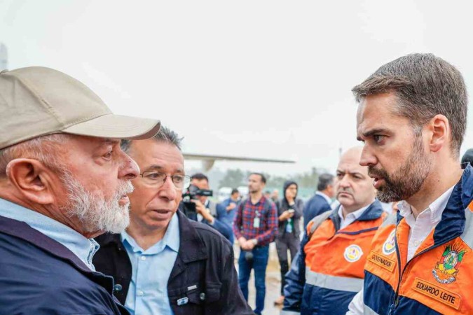 Presidente da Rep..blica, Luiz In..cio Lula da Silva, durante chegada a Santa Maria, na Base A..rea de Santa Maria - RS -  (crédito:  Foto: Ricardo Stuckert / PR)