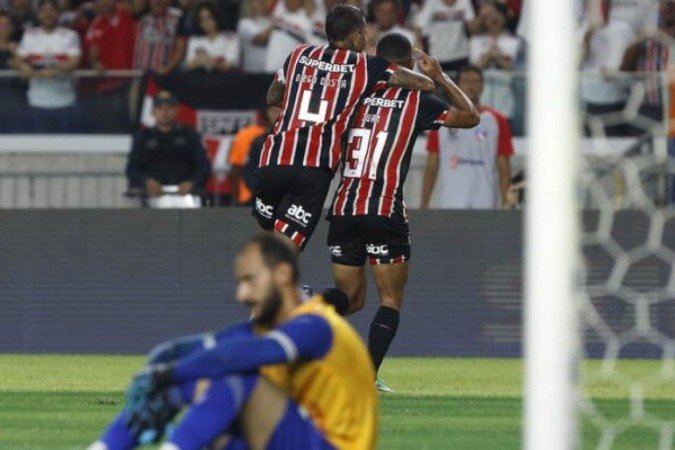 São Paulo está invicto sob o comando de Luis Zubeldía -  (crédito: Foto: Rubens Chiri/São Paulo)