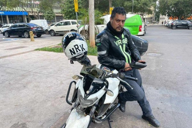 O motoboy André Luiz quer mais campanhas educativas pelo DF