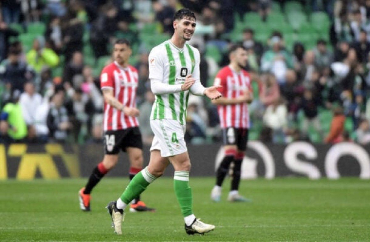 Destaque de Johnny na Europa pode garantir nova quantia milionária ao Inter