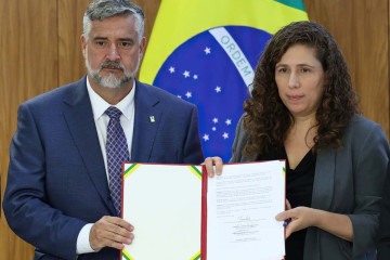  Segundo os ministros Esther Dweck, da Gestão e Paulo Pimenta, da Comunicação, um acordo judicial permitiu o adiamento do CNU   -  (crédito:  Valter Campanato/ Ag..ncia Brasil)