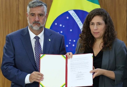  Segundo os ministros Esther Dweck, da Gestão e Paulo Pimenta, da Comunicação, um acordo judicial permitiu o adiamento do CNU   -  (crédito:  Valter Campanato/ Ag..ncia Brasil)