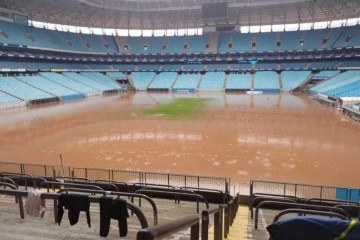 O estádio foi evacuado no final da sexta-feira, dia seguinte à declaração de calamidade pública feita pela Prefeitura de Porto Alegre em meio às fortes chuvas que assolam o estado -  (crédito:  Diego Baldi/Divulgação)