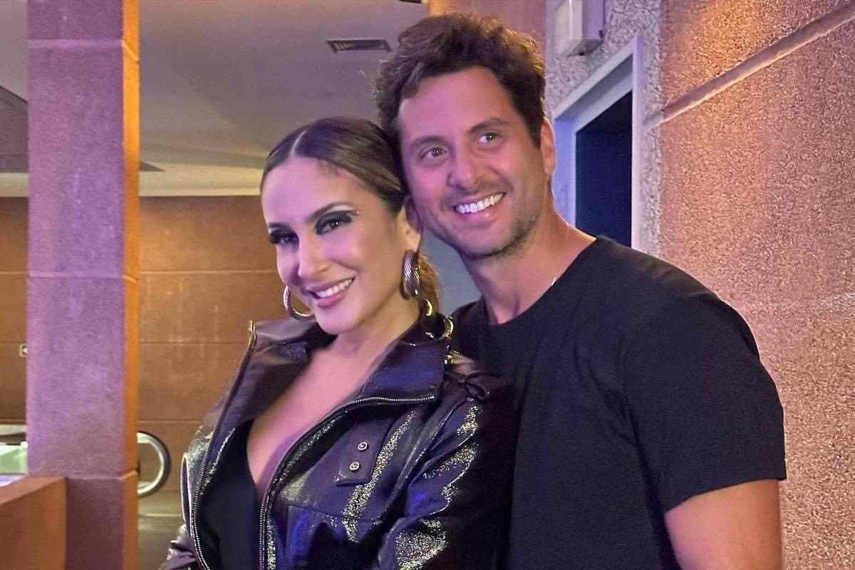 Marido de Claudia Leite nega gravidez da cantora