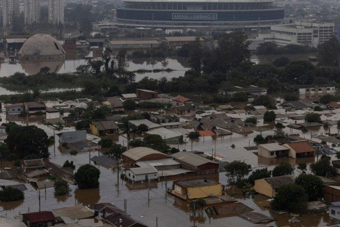 Há oito meses, o Rio Grande do Sul enfrentou o pior fenômeno natural registrado até então com a agem de um ciclone extratropical que causou enchentes, deixando 54 mortos - (crédito: GETTY IMAGES) Há oito meses, o Rio Grande do Sul enfrentou o pior fenômeno natural registrado até então com a agem de um ciclone extratropical que causou enchentes, deixando 54 mortos - (crédito: GETTY IMAGES)