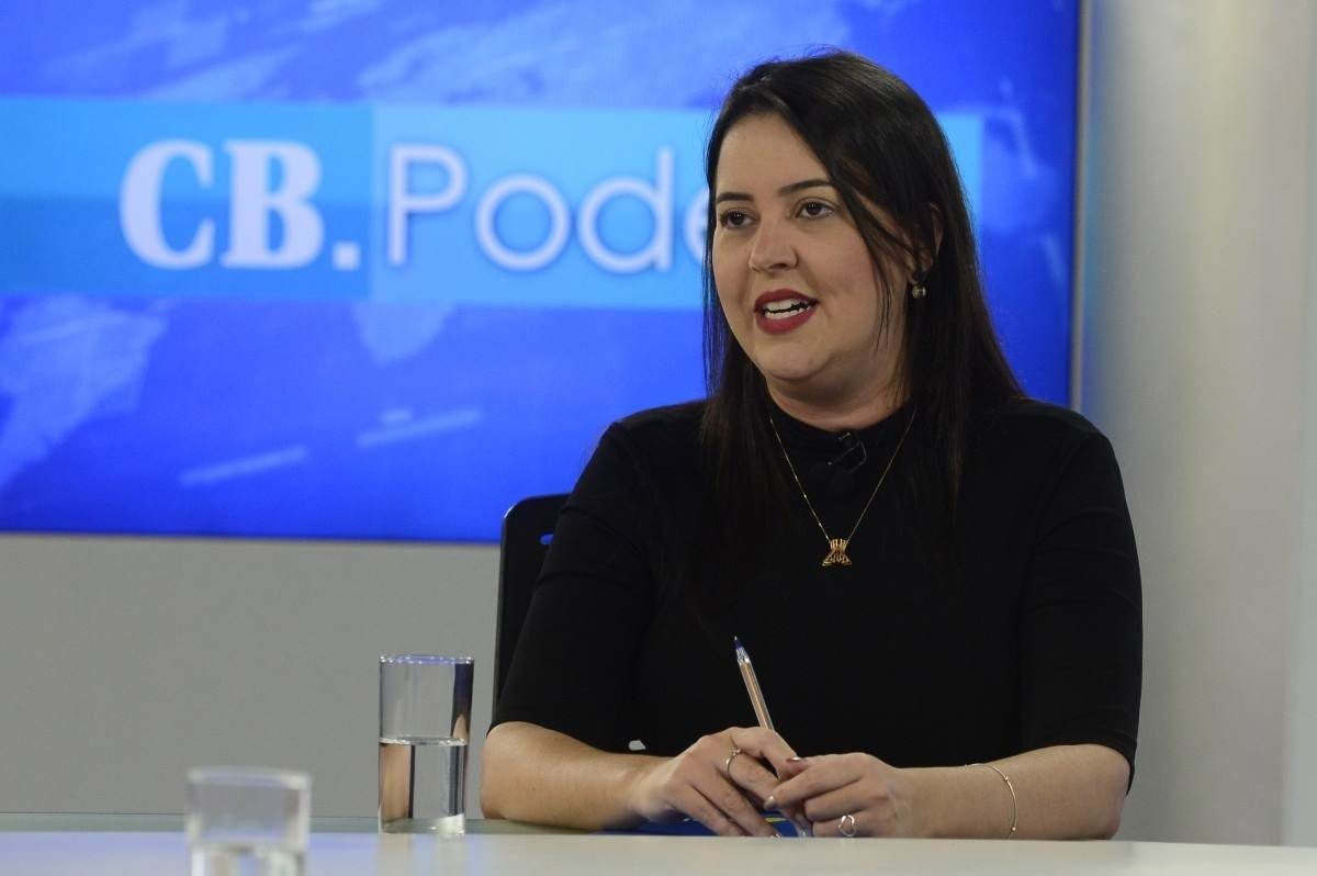 Ensino profissional e mercado de trabalho em debate no Correio