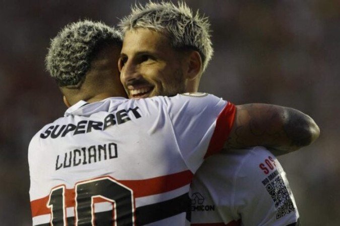 São Paulo derrotou o Vitória e subiu na classificação do Campeonato Brasileiro -  (crédito: Foto: Rubens Chiri/Saopaulofc.net)