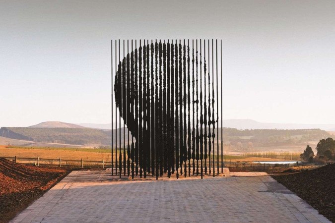 Escultura de Mandela na África do Sul -  (crédito: Nelson Mandela Foundation)