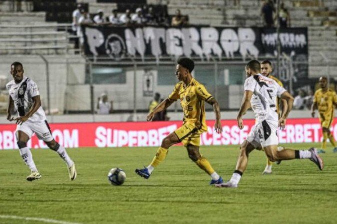Ponte e Amazonas duelam em Campinas. No fim, deu Macaca: 3 a 0 - (crédito: @jadison_sampaio/Amazonas FC) Ponte e Amazonas duelam em Campinas. No fim, deu Macaca: 3 a 0 - (crédito: @jadison_sampaio/Amazonas FC)