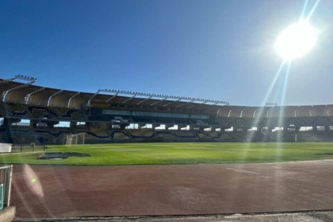 Grama natural do estádio Francisco Sánchez Rumoroso está em boas condições -  (crédito: Foto: Lucas Bayer / Jogada10)