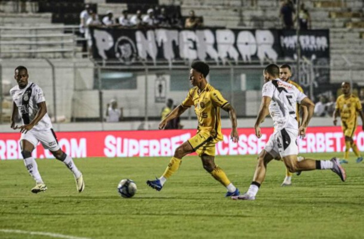 Ponte vence a primeira na Série B; Amazonas, sem Jô, segue no Z4