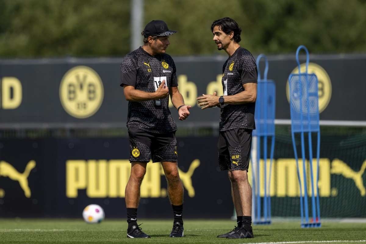  Marcelo Martins, preparador f&iacute;sico brasileiros do Borussia Dortmundl, e o t&eacute;cnico Edin Terzic 23/24, Bundesliga, Bundesligasaison.Montag 10.07.2023, 1. Fussball - Bundesliga Saison 23/24 - Training in Dortmund, .BV Borussia Dortmund - Training - .Trainer Edin Terzic (BVB), Marcelo Martins (BVB)..Copyright:.Borussia Dortmund GmbH &Co. KGaA.Rheinlanddamm 207-209.44137 Dortmund..(NO IPTC-stripping allowed).EDITORIAL USE ONLY     