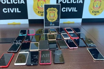 Operação Mau Negócio, realizada pela 35ªDP, resultou na apreensão de 31 aparelhos de telefone celular -  (crédito: Divulgação Polícia Civil )
