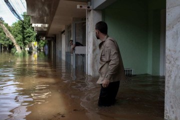 Várias cidades do Rio Grande do Sul foram afetadas pelas cheias -  (crédito: Anselmo CUNHA/AFP)