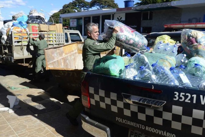 Galeteria Serrana estima que arrecadou 15 toneladas de produtos e segue recebendo donativos -  (crédito:  Marcelo Ferreira/CB/D.A Press)