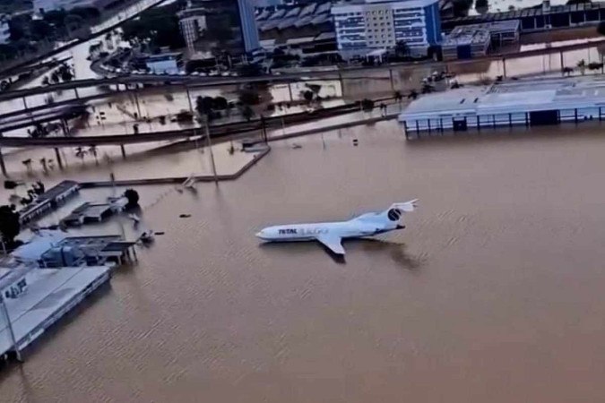 Porto Alegre: FAB busca alternativas ao Aeroporto Salgado Filho -  (crédito: Reprodução/Redes Sociais)