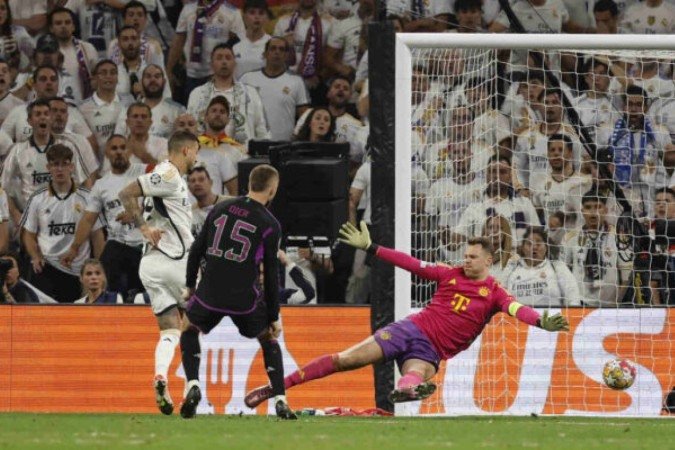 Neuer fechava o gol antes de falhar nos minutos finais - (crédito: Foto: OSCAR DEL POZO/AFP via Getty Images) Neuer fechava o gol antes de falhar nos minutos finais - (crédito: Foto: OSCAR DEL POZO/AFP via Getty Images)