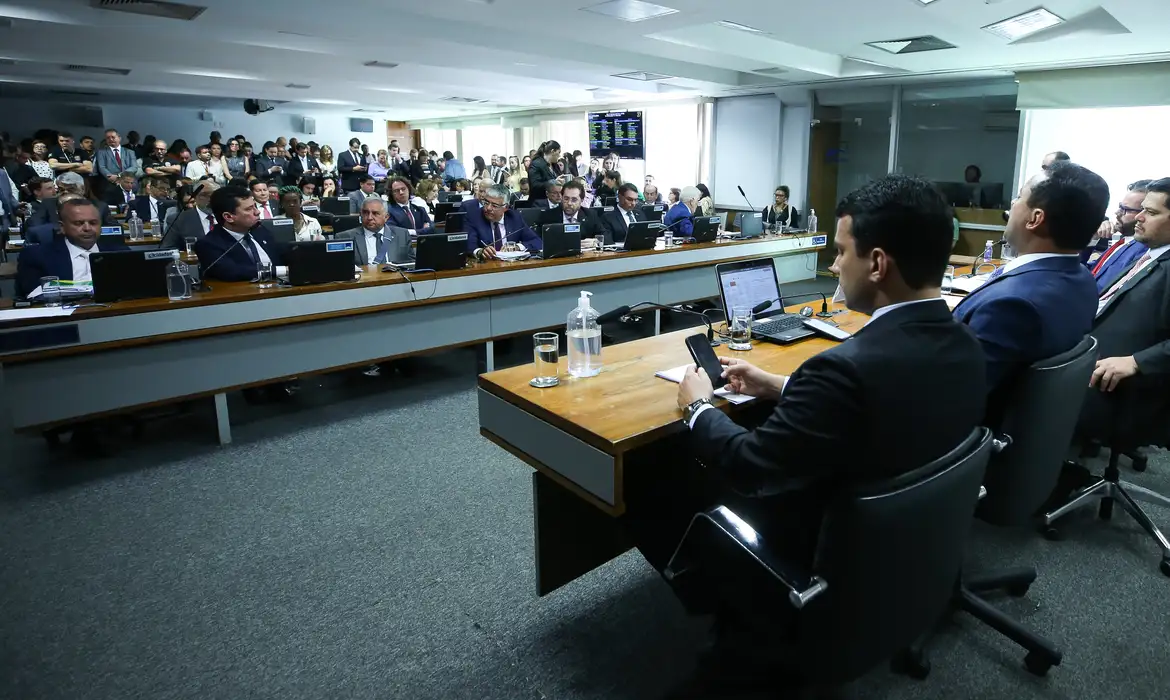 CCJ do Senado aprova aumento de cotas raciais para concurso público -  (crédito: EBC)