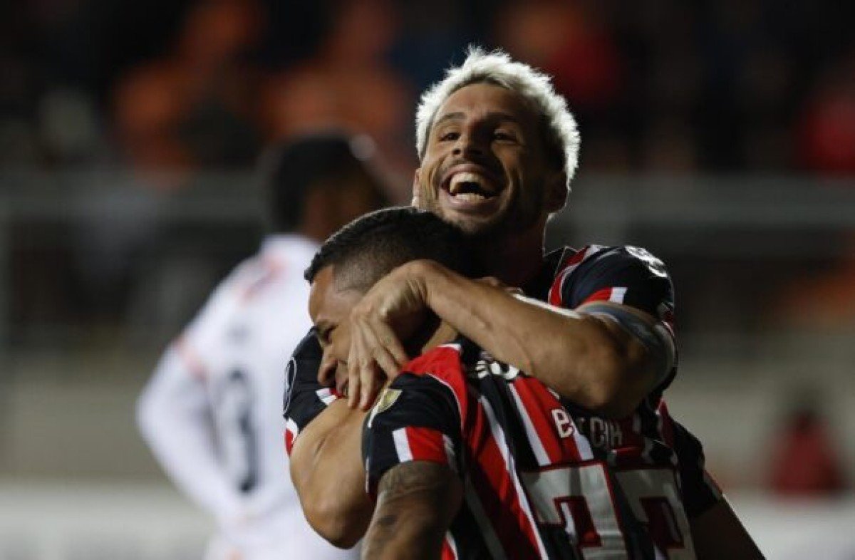 Calleri tem lesão confirmada; saiba quando ele volta