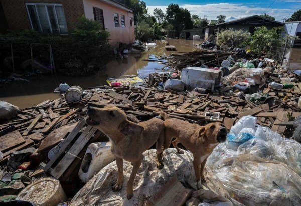 Rastro de destruição provocado pelas inundações em Eldorado do Sul (RS) -  (crédito: Nélson Almeida/AFP)