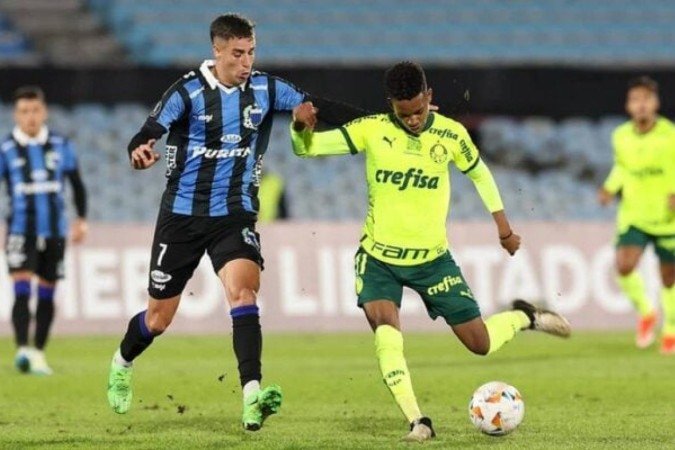 Estêvão diz que foco está completamente no Palmeiras - (crédito: Foto: Cesar Greco/Palmeiras) Estêvão diz que foco está completamente no Palmeiras - (crédito: Foto: Cesar Greco/Palmeiras)