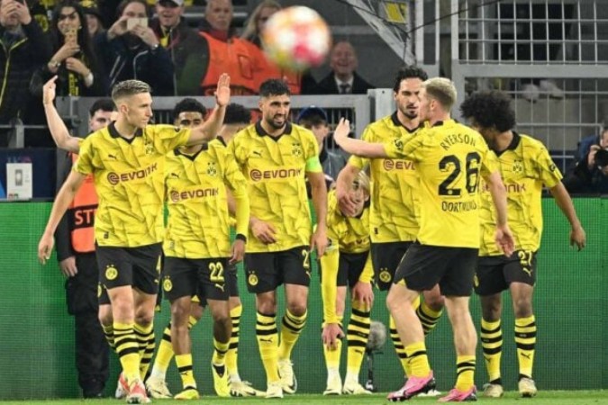Borussia Dortmund não fez grande Bunsdesliga, mas pode terminar temporada como campeão europeu -  (crédito: Foto: Ian Fassbender/AFP via Getty Images)