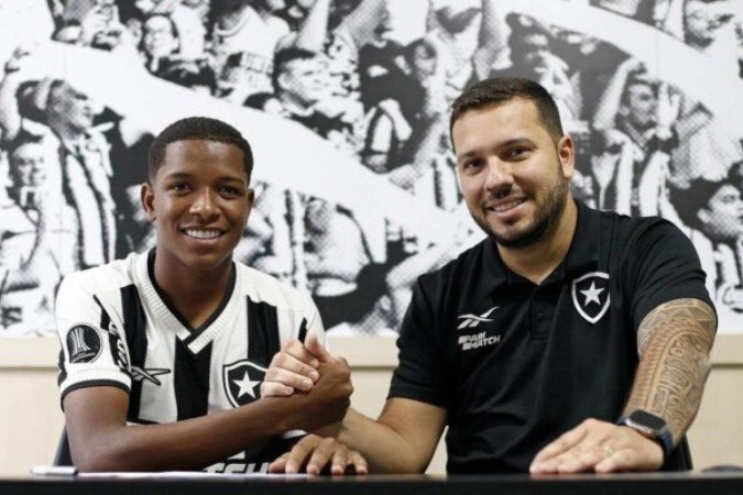 Yarlen tem multa de mais de meio bilhão de reais no Botafogo -  (crédito: Foto: Vitor Silva/BFR)