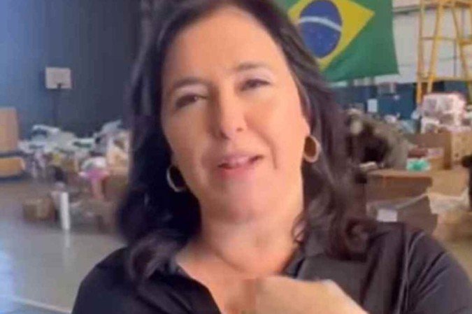 Simone Tebet, Ministra do Planejamento e Orçamento pede que mães troquem presentes por doações ao RS - (crédito: Reprodução @simonetebet) Simone Tebet, Ministra do Planejamento e Orçamento pede que mães troquem presentes por doações ao RS - (crédito: Reprodução @simonetebet)