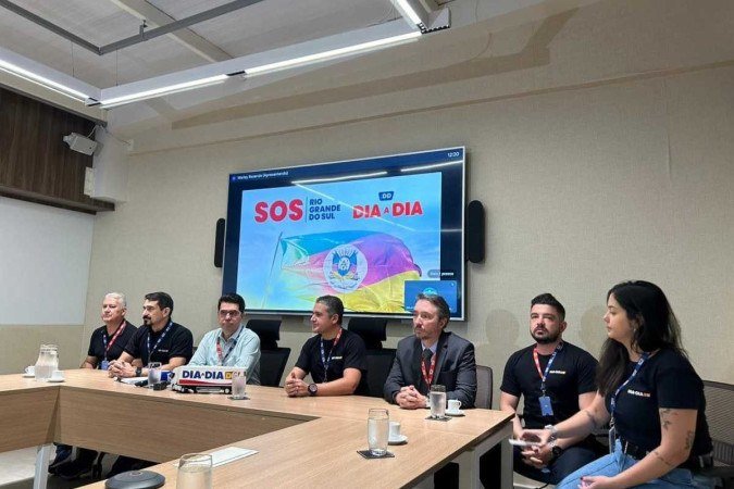 A direção do Dia a Dia anunciou a queda dos preços em coletiva de imprensa em Brasília, nesta sexta-feira (10/5) - (crédito: Divulgação) A direção do Dia a Dia anunciou a queda dos preços em coletiva de imprensa em Brasília, nesta sexta-feira (10/5) - (crédito: Divulgação)