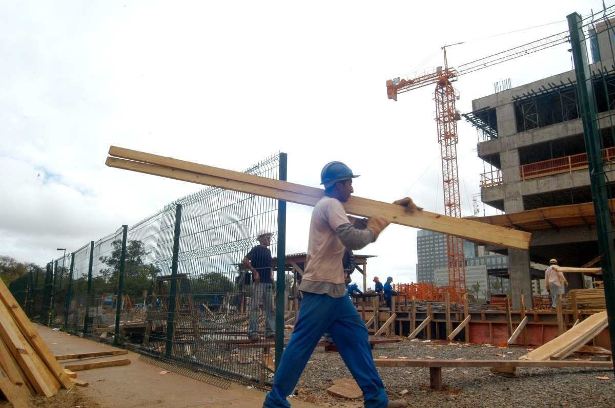 CNI: empresários da indústria da construção estão confiantes e com maior intenção de investir