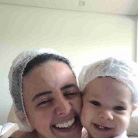 Laissa Silva &eacute; confeiteira e cuida do filho enquanto atende as demandas da doceria (4)