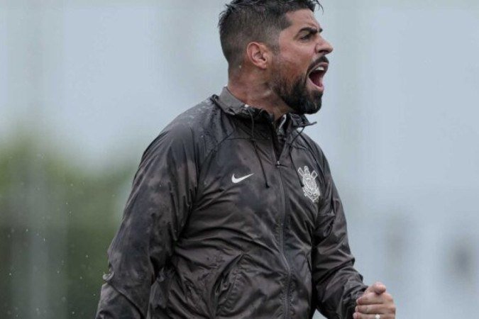 António assumiu erros, mas destacou que futebol não é videogame - (crédito: Foto: Rodrigo Coca/Agência Corinthians) António assumiu erros, mas destacou que futebol não é videogame - (crédito: Foto: Rodrigo Coca/Agência Corinthians)