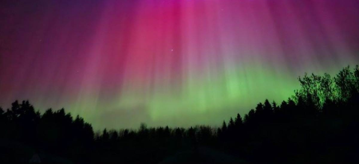 Aurora Boreal registrada no Canadá na noite de sexta-feira (10/5) 