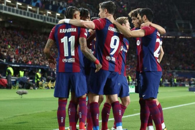 Barcelona tenta confirmar a vaga na Liga dos Campeões da Europa - Foto: FRANCK FIFE/AFP via Getty Images -  (crédito: Foto: FRANCK FIFE/AFP via Getty Images)