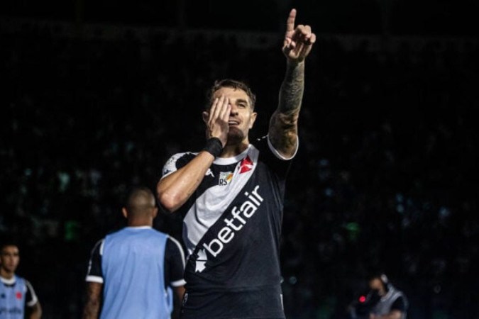 Maicon marcou seu primeiro gol com a camisa do Vasco -  (crédito: Foto: Leandro Amorim/Vasco)